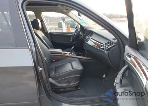 2012 BMW X5 xDrive35I/xDrive35I Premium/xDrive35I Sport Activity z USA, uszkodzony, nr VIN 5UXZV4C58CL753932